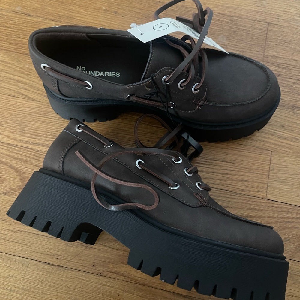 No Boundaries Women's Brown Platform Shoes
